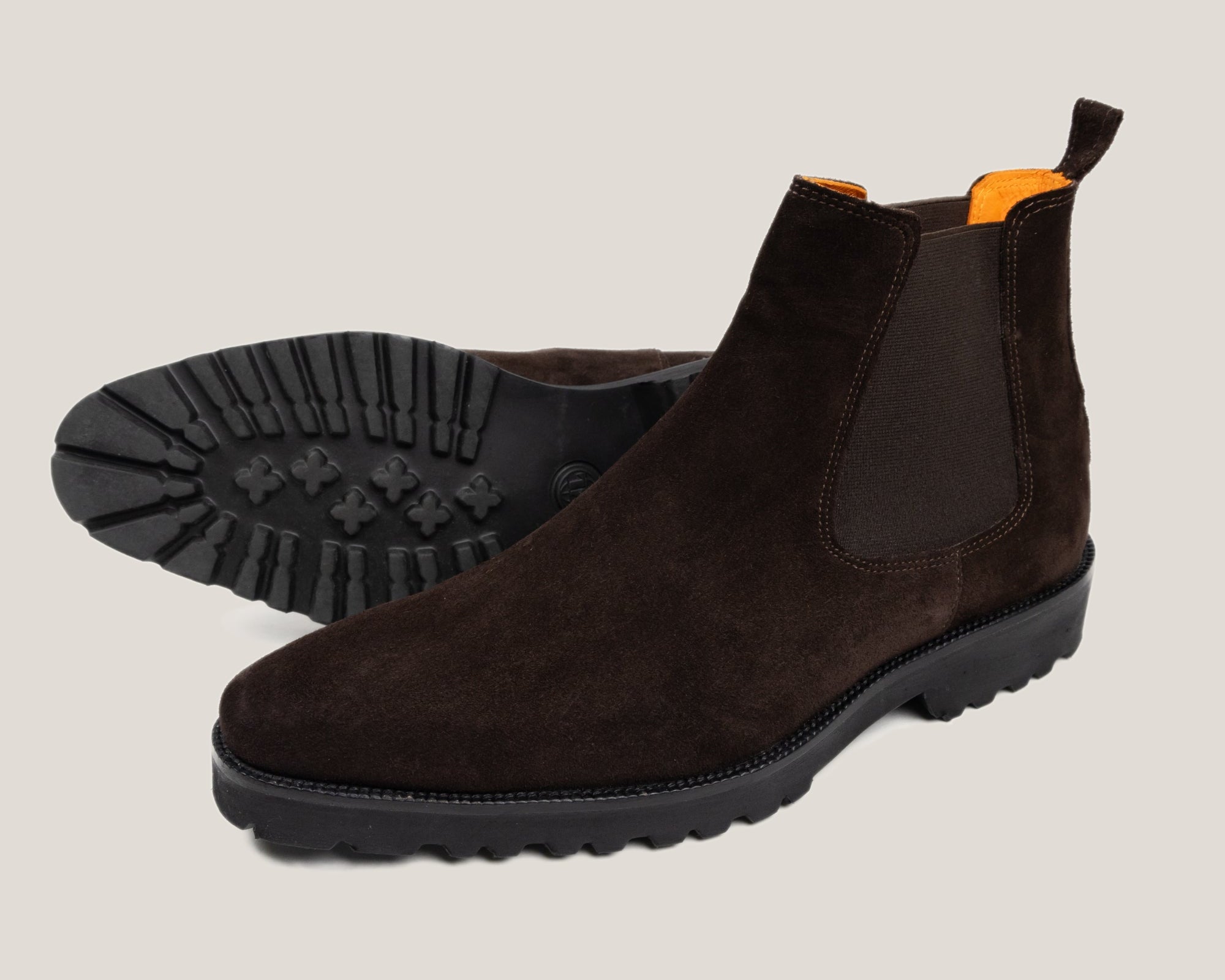 Chelsea Country - Dark Brown Suede - Chelsea Boots — sole view | Reinhard Frans