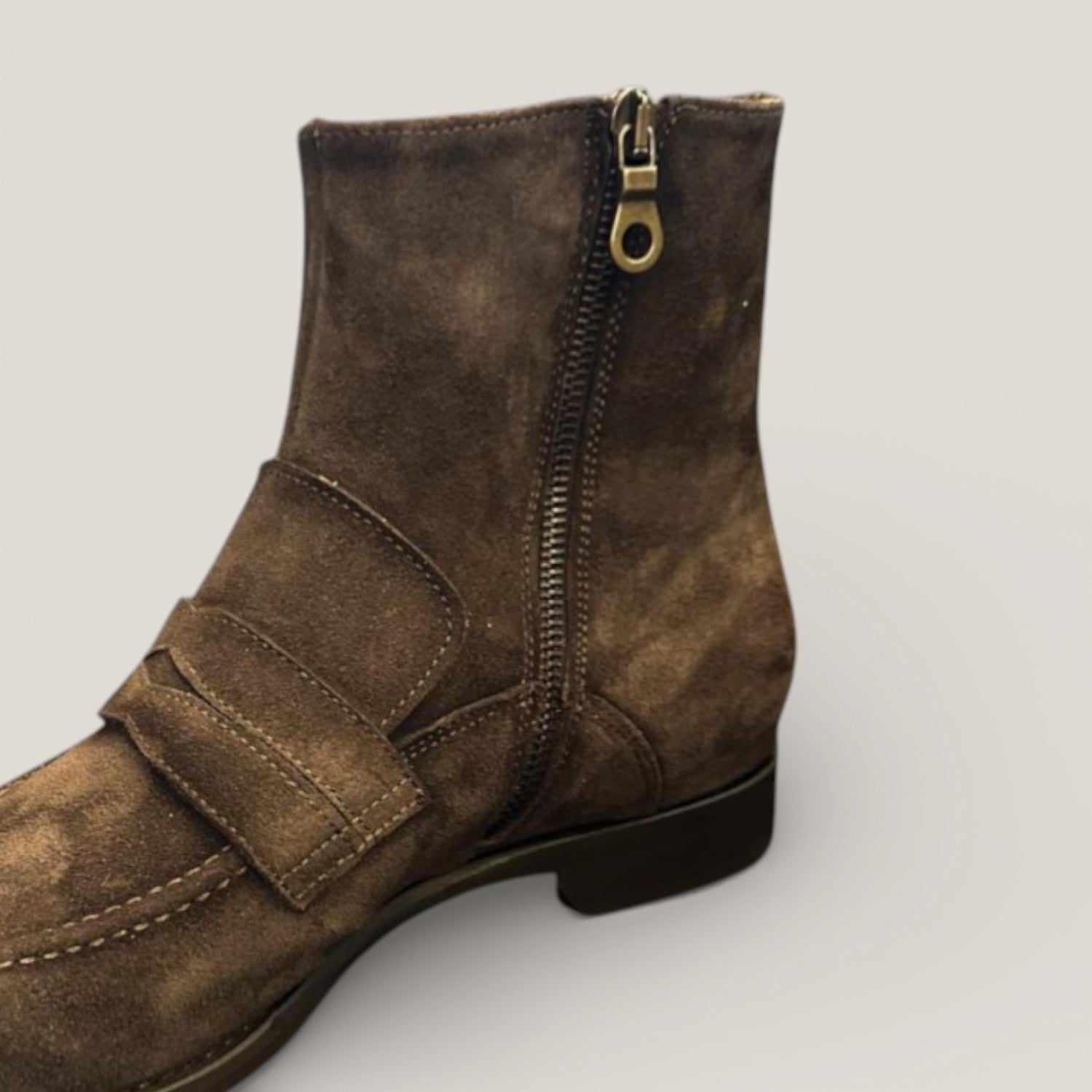 Studio Concept 7 - Dark Brown Suede - Size 41 — detail view | Reinhard Frans