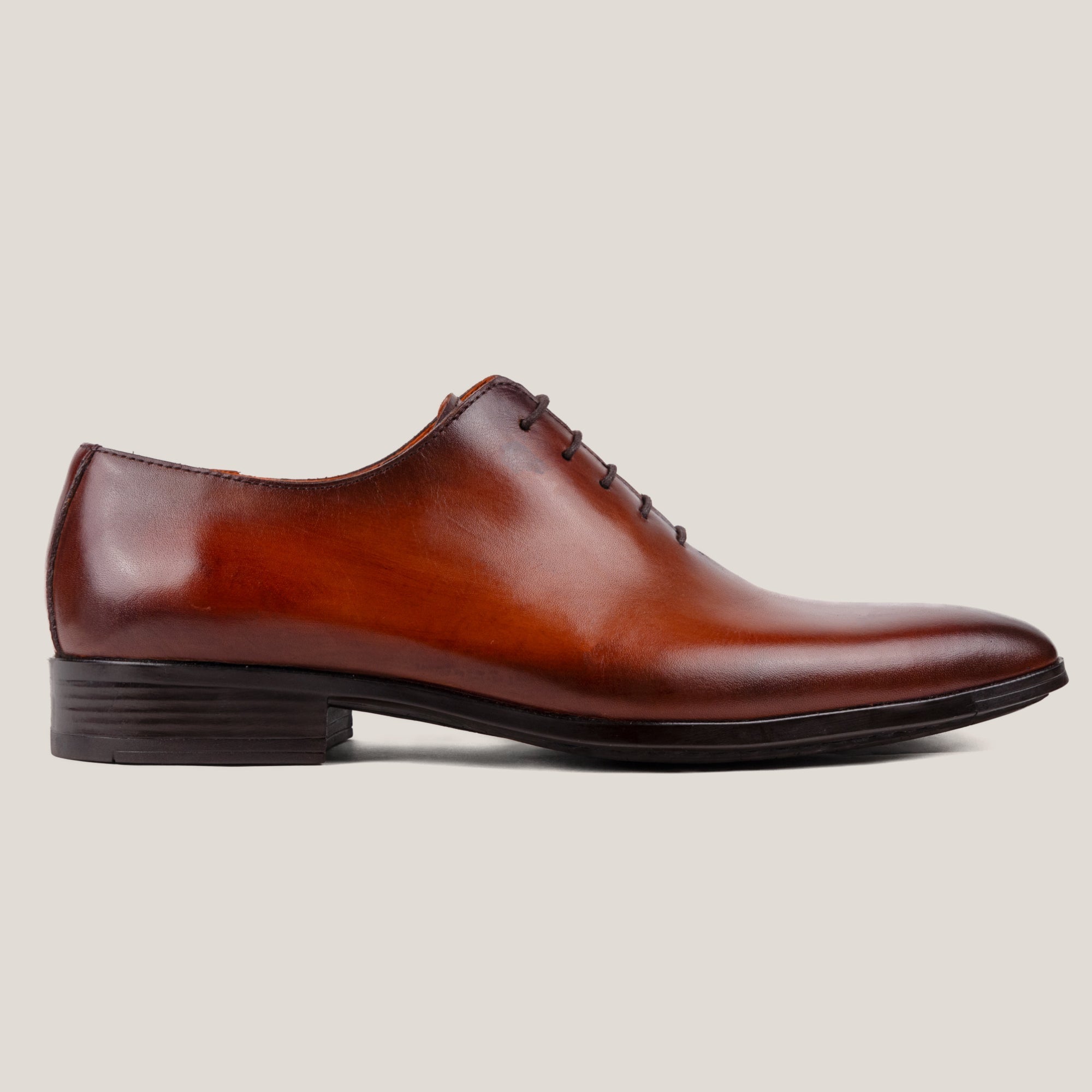 Vienna24 Cognac Patina Leder Wholecut Oxfords